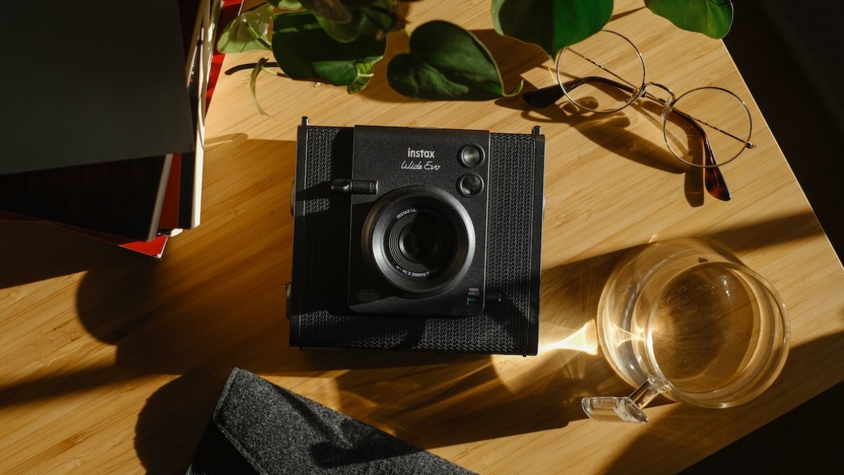 Fuji Instax Wide Evo